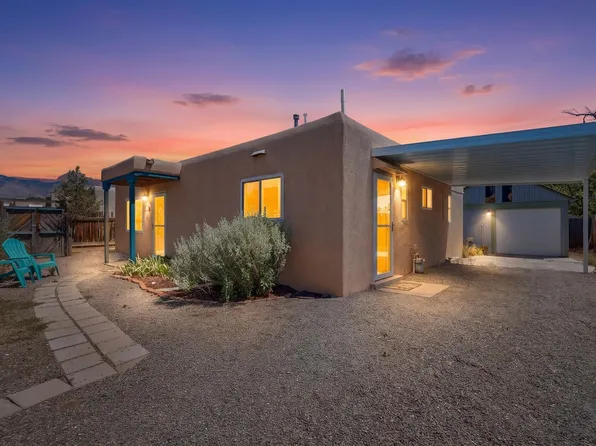 9104 Headingly Rd NE, Albuquerque, NM 87111