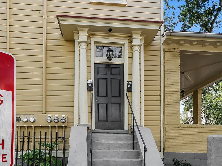 59 Bull St — Photo 3