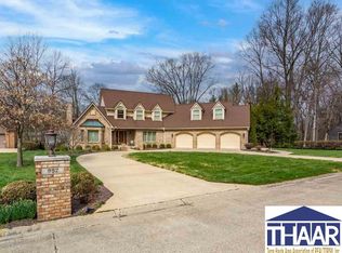 892 Ridge Rd, Terre Haute, IN 47803