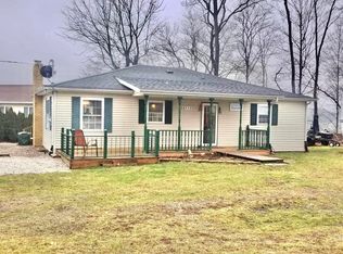 66713 Territorial Rd, Lawrence, MI 49064