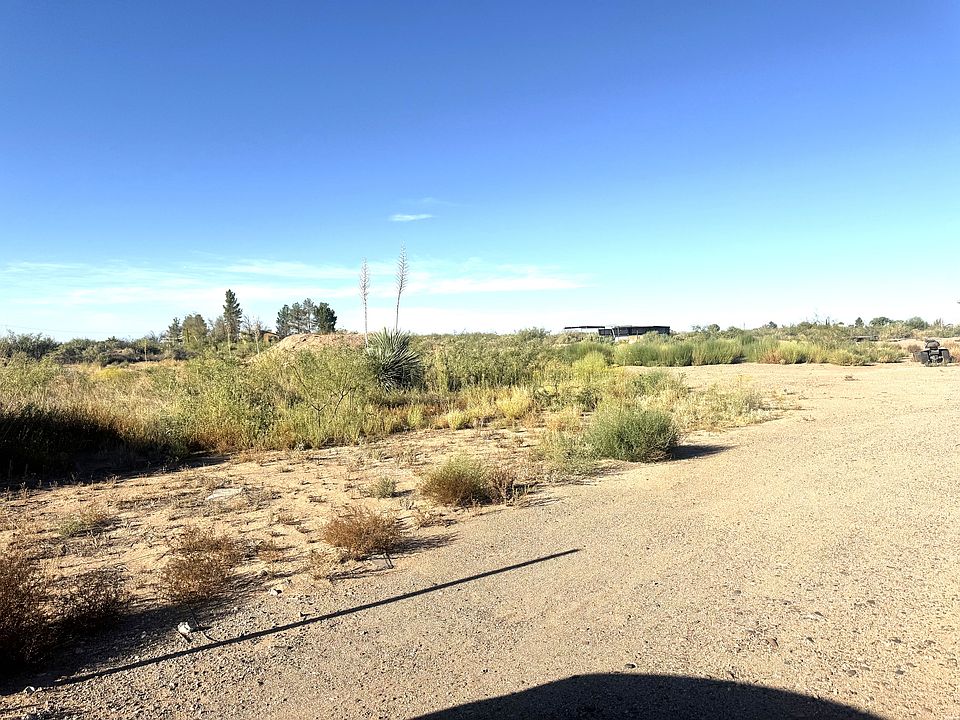 2nd image of 4380 8th St SW