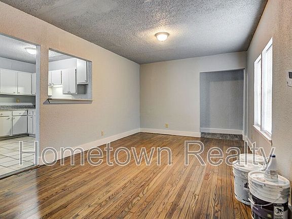 2nd image of 2114 N Bath Ave