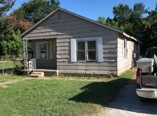 915 W 14th St, Ada, OK 74820