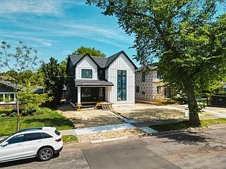 2nd image of 3841 Xerxes Ave S