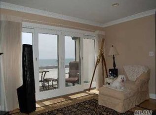 426 Oceanfront St #OCEAN, Long Beach, NY 11561