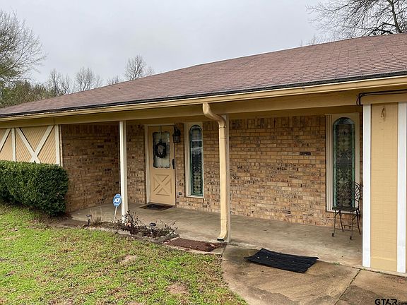 3rd image of 103 El Camino Dr