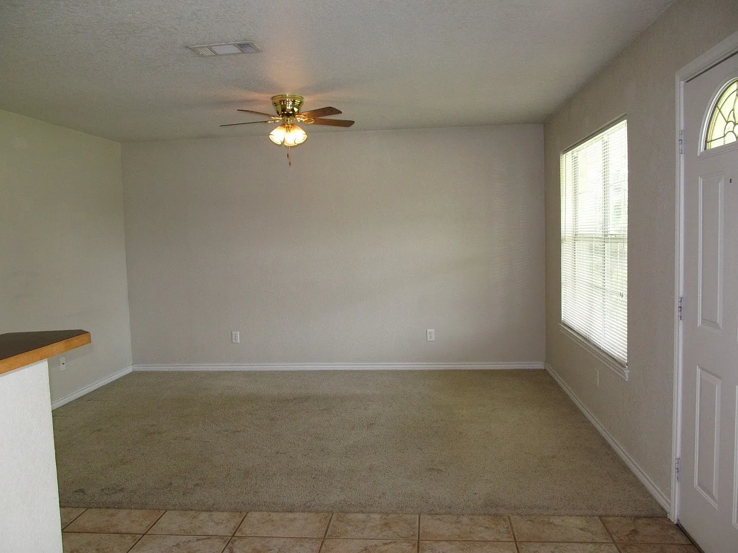 2 Bedroom, Salado Isd — Photo 2