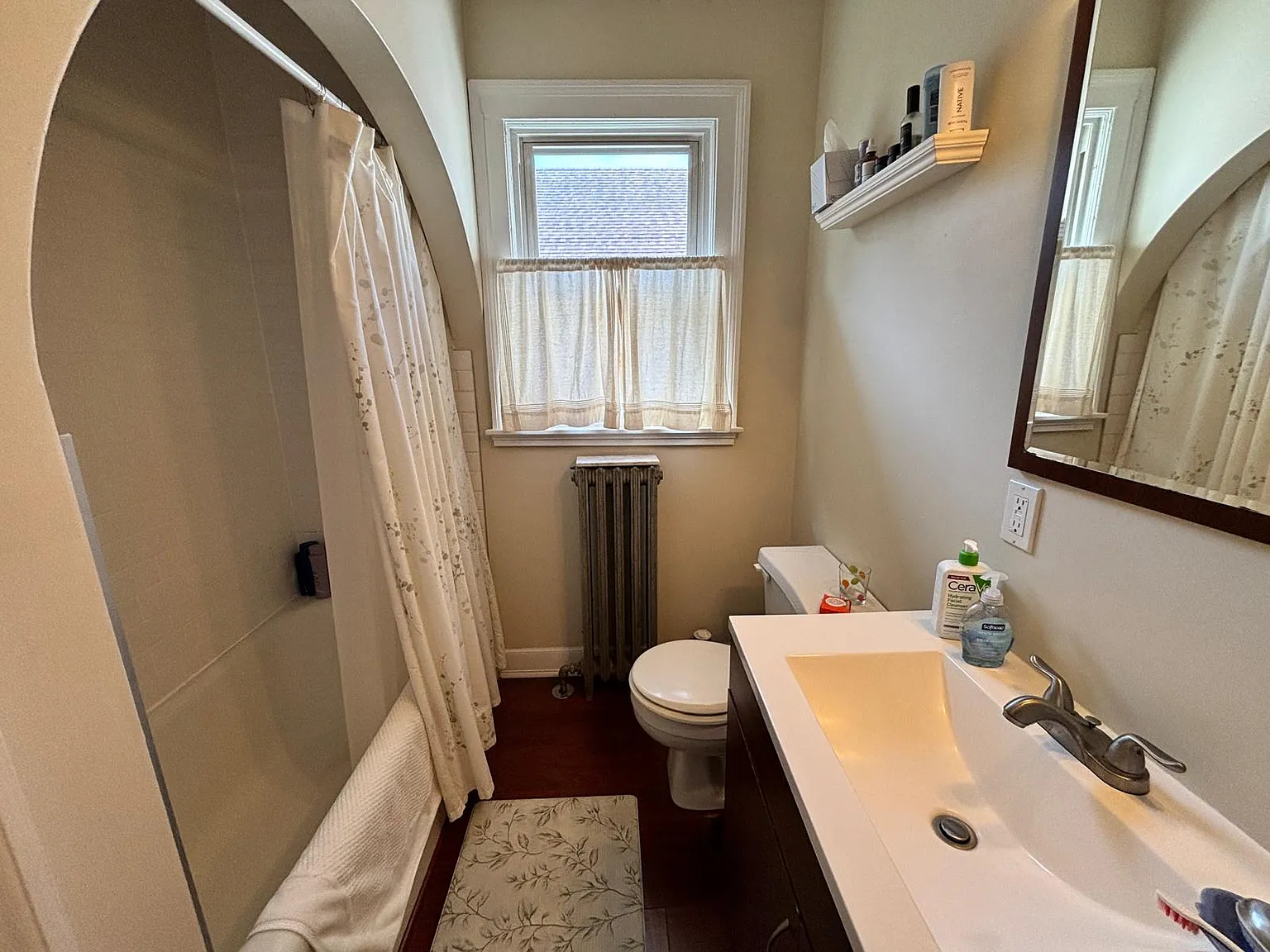 2 bed, 1200 sqft, $1,995 — Photo 3