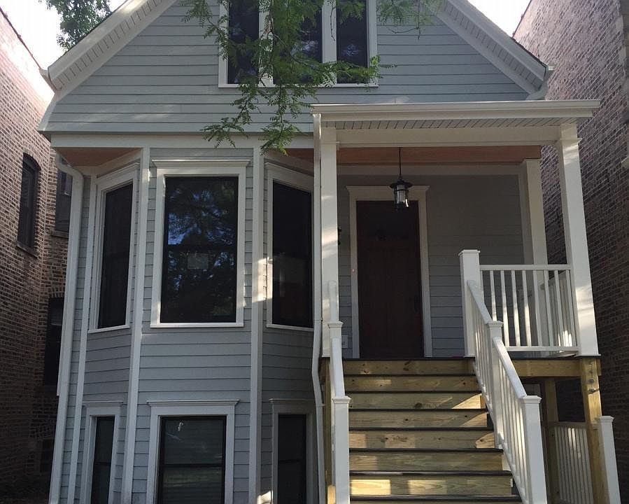 1st image of 1929 W Berteau Ave