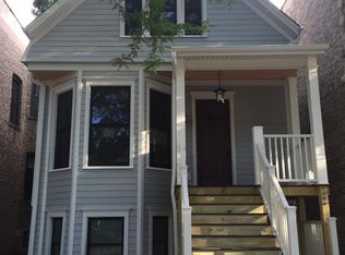 1929 W Berteau Ave, Chicago, IL 60613