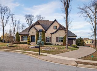 606 Peruvian Ct, Nolensville, TN 37135