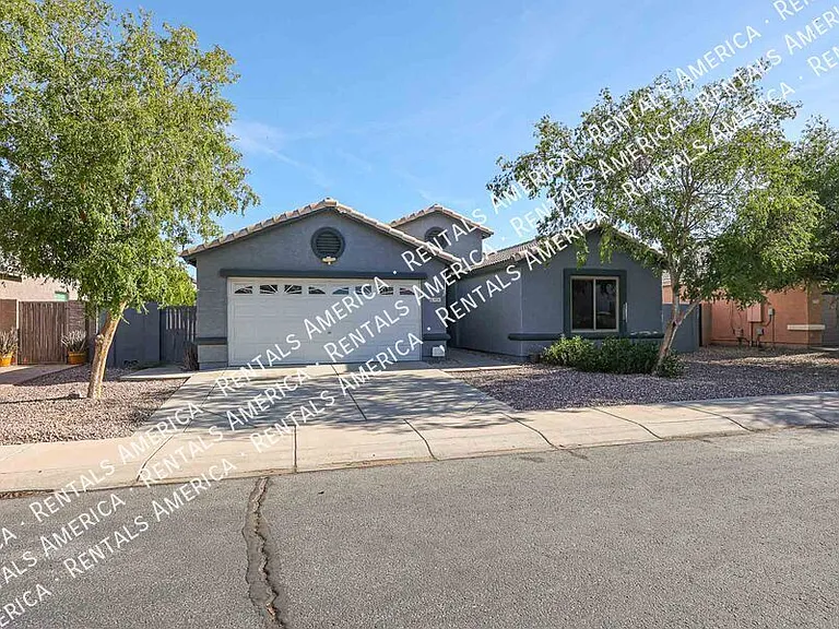 9714 W Heber Rd — Photo 1