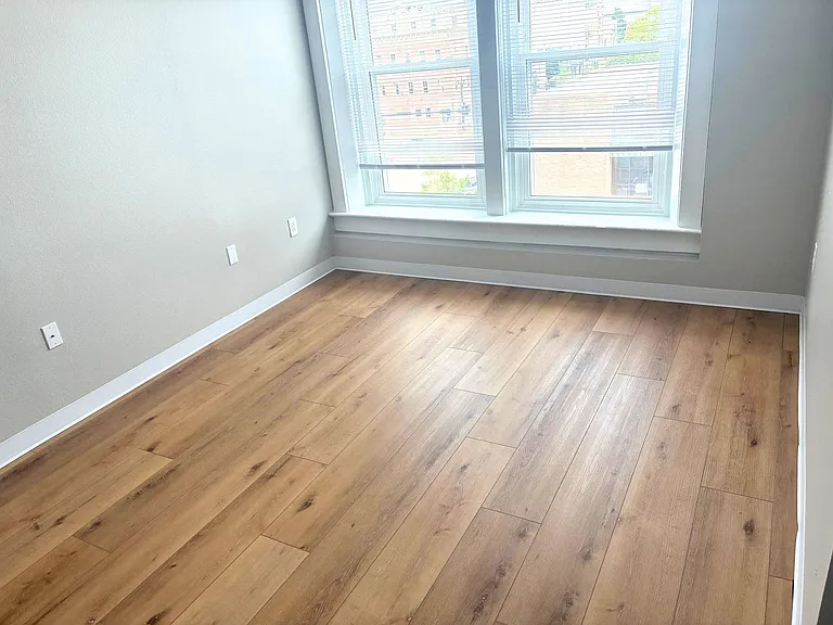 Vibrant City Living at Tower Lofts, Sidney — Photo 51