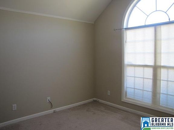 4th image of 234 Village Dr