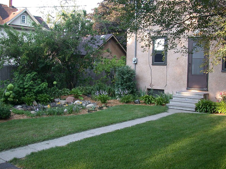 2nd image of 3653 36th Ave S