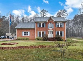 125 Courtland Dr, Fayetteville, GA 30215