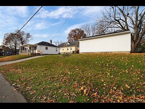 4th image of 4257 Cleveland Ave
