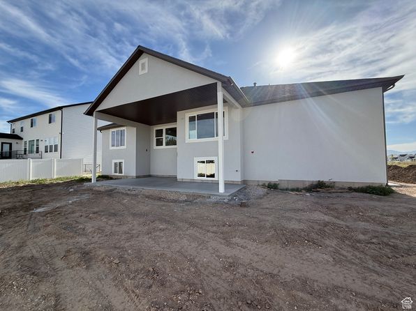 1112 S 4475 W, Clearfield, UT 84015
