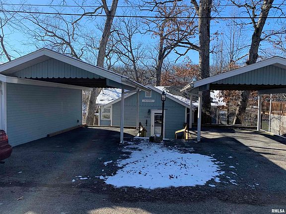 3rd image of 1026 Island Ln