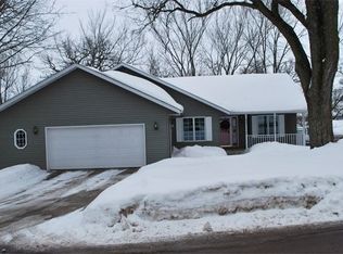 509 Rona Ct, Fairmont, MN 56031