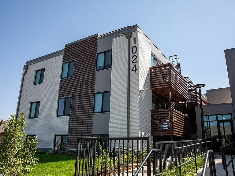 University Hill Apartments — Photo 1