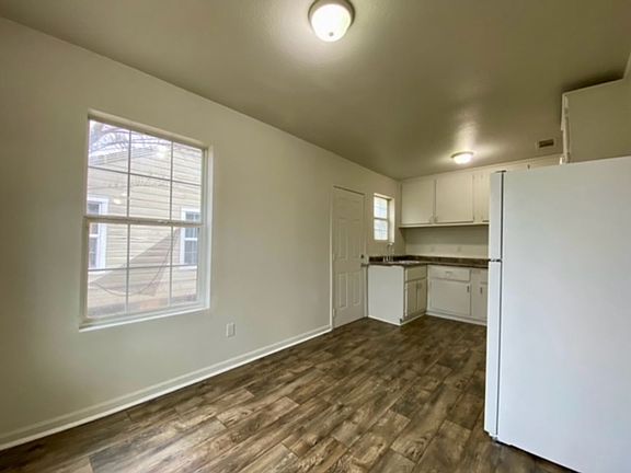 4th image of 141 Colquitt St
