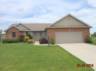 58120 Hidden Meadow Trl, Goshen, IN 46528