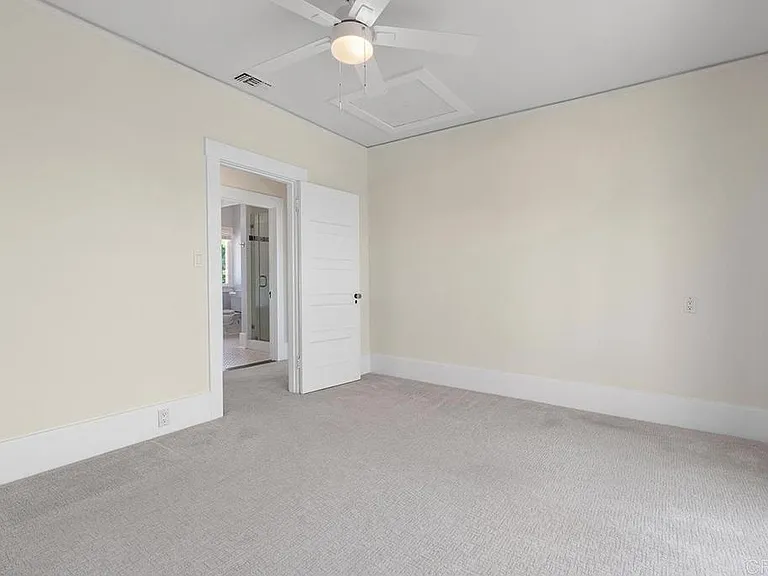 1654 Camino Del Mar #UPPER — Photo 39