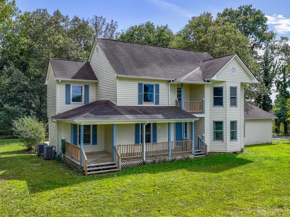 345 Robertson Creek Rd, Bulls Gap, TN 37711