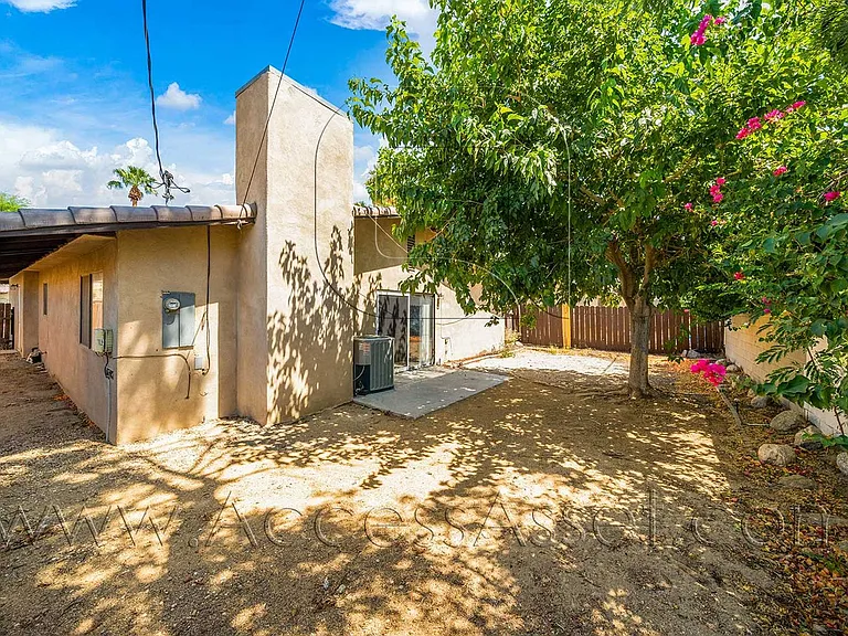 52585 Avenida Velasco — Photo 21