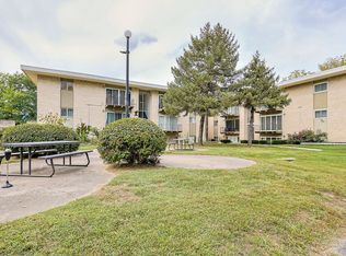 2811 Pembroke Ln #C18, Saint Joseph, MO 64506