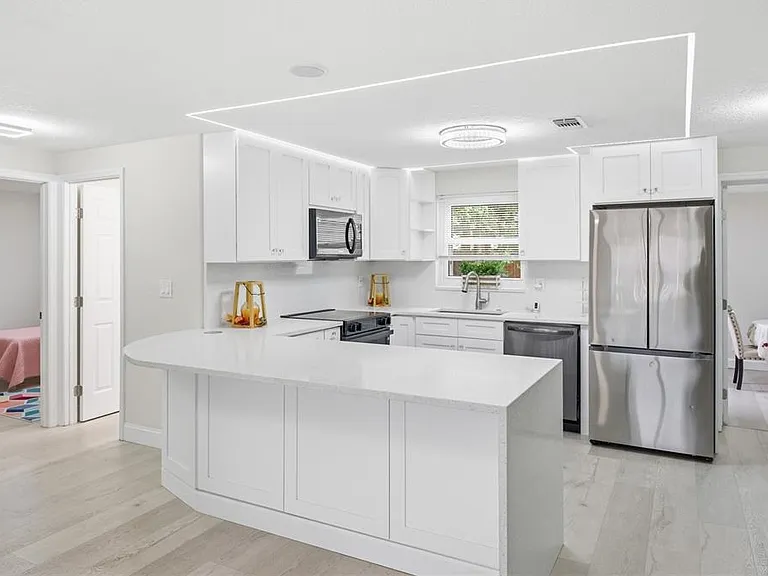 6338 Aberdeen Ave — Photo 4