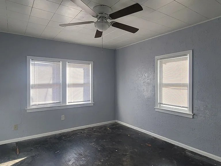 207 N Florida St — Photo 5