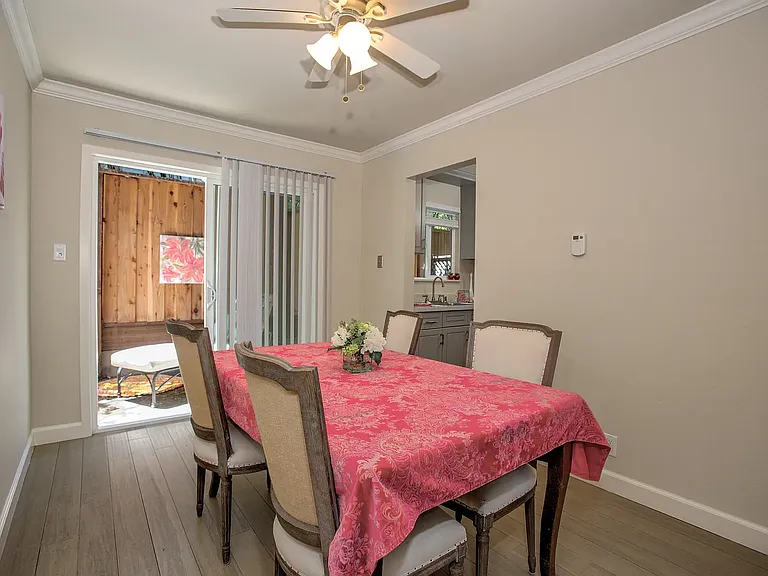Sunnyvale Terrace Apartments — Photo 37
