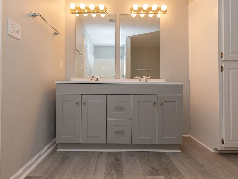 2336 Helsinki Dr — Photo 20
