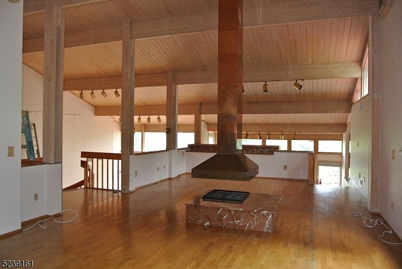 1st image of 536 Johnston Dr