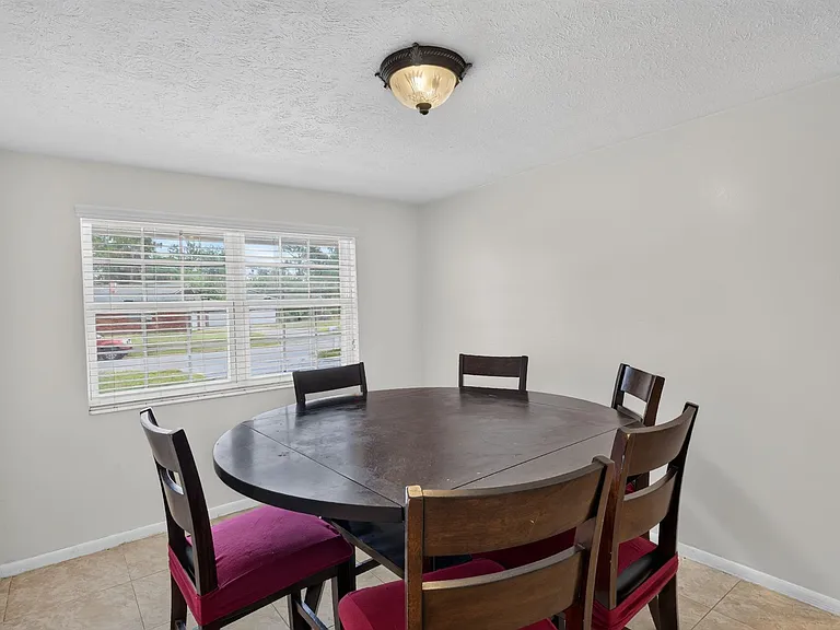9954 Larkdale Ct — Photo 16