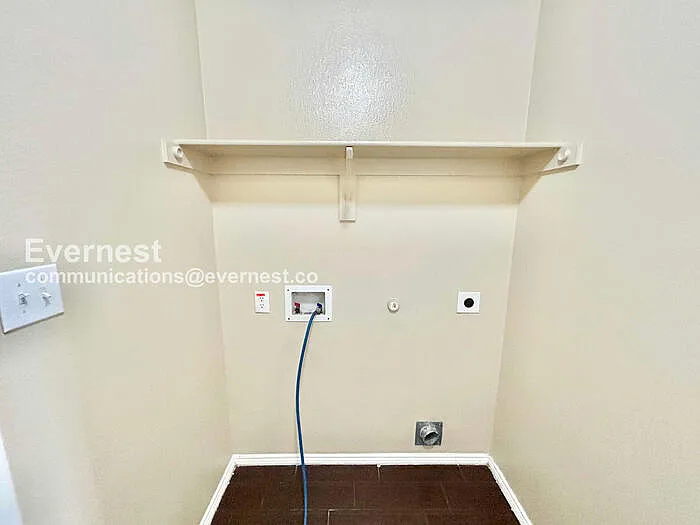 1335 Piedmont Dr — Photo 16