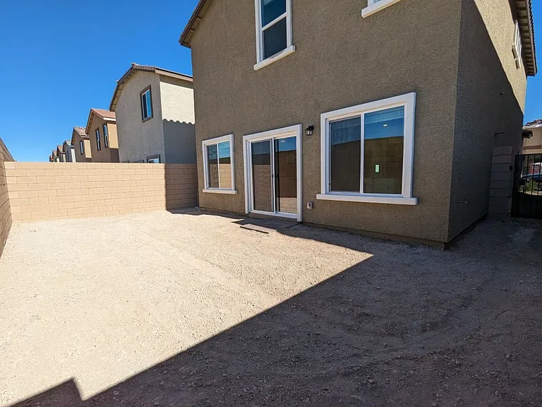 7071 Alabaster Peak St — Photo 30