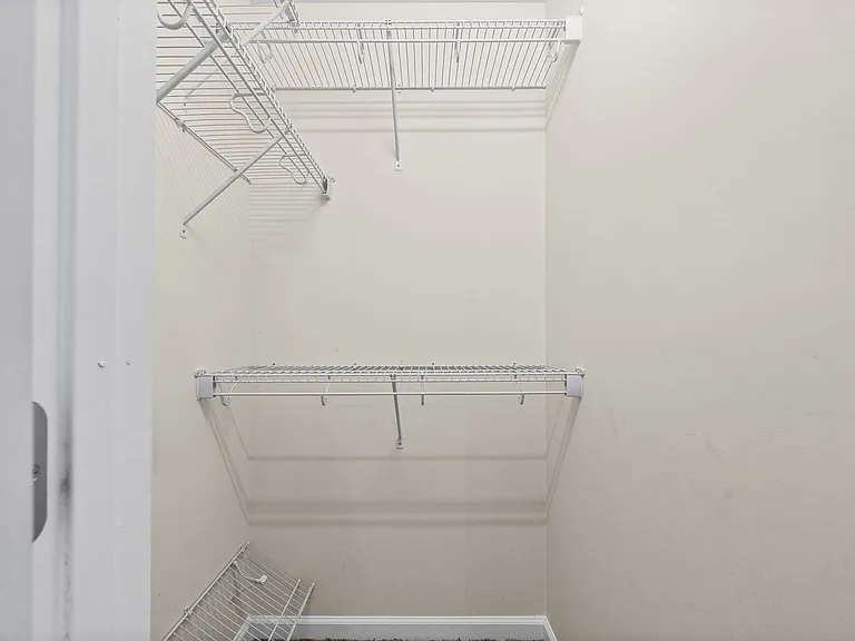 754 Robb Ave — Photo 18