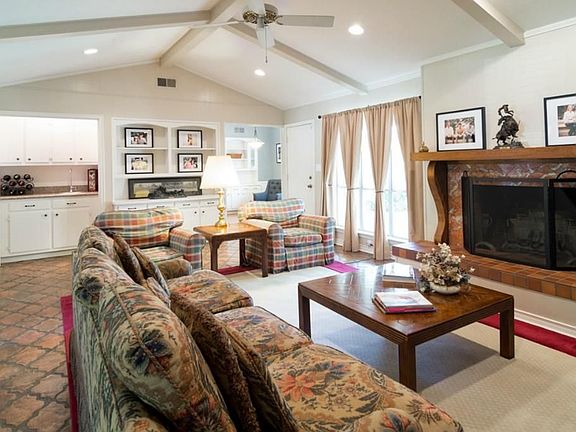 4th image of 4915 Mill Creek Cir