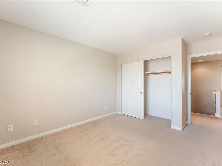 9440 Highview Rock Ct — Photo 16