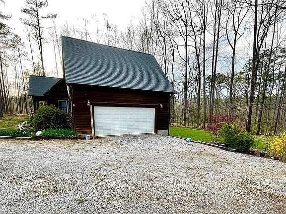 3rd image of 2661 Gela Rd