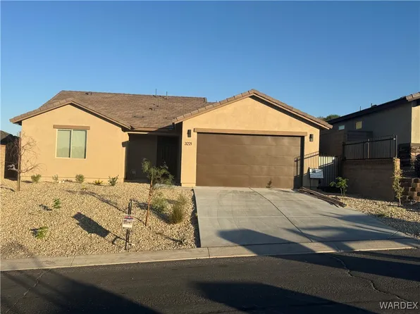 3221 Secret Pass Canyon Dr, Bullhead City, AZ 86429