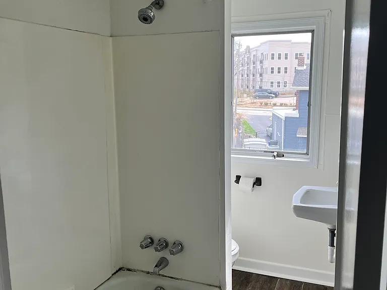 26 N Chester Ave #2 — Photo 2