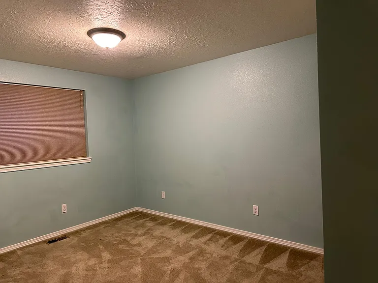 6913 Owl Dr SE — Photo 12