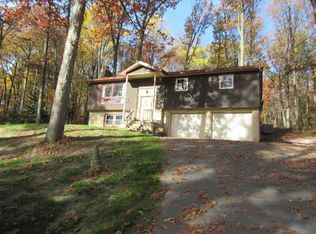 233 Old Mine Rd, Lebanon, PA 17042