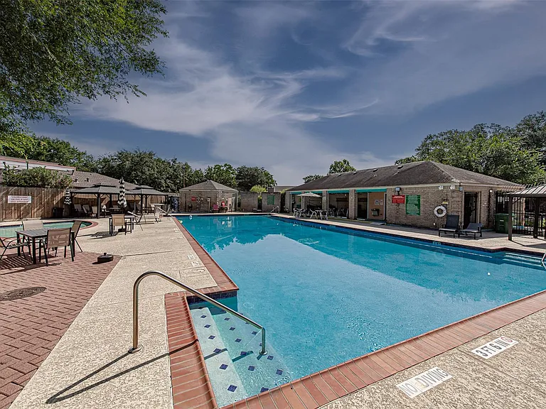 11651 Trailmont Dr — Photo 45
