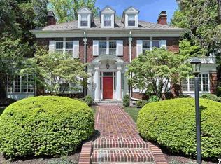 270 S College St, Carlisle, PA 17013