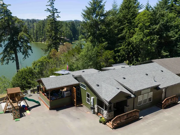 71535 Sunny Cove Rd, Lakeside, OR 97449